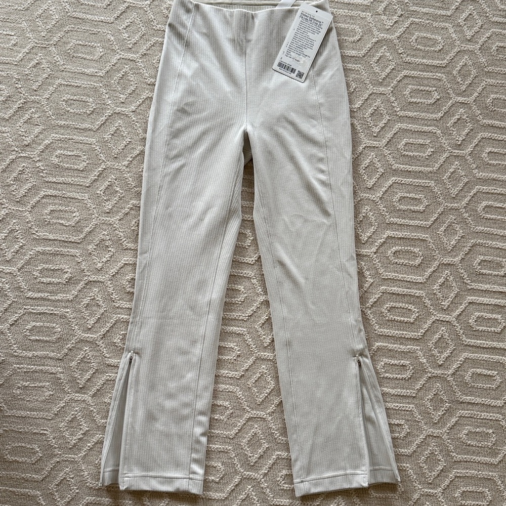 Lululemon Ribbed Softstreme white Zip-Leg Crop Pants trouser Cream Bone 2 Small